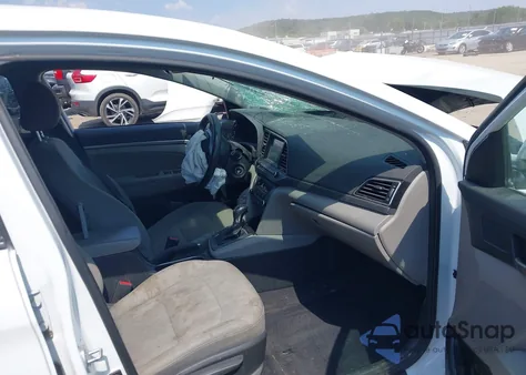 2017 Hyundai Elantra Se z USA, uszkodzony, nr VIN 5NPD84LF8HH036972